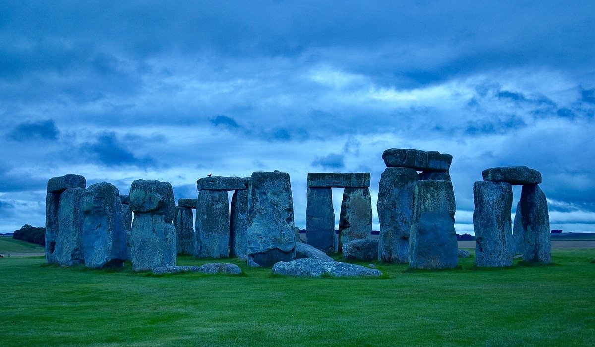 Why Old Inns Often Have Ghostly Legends Attached